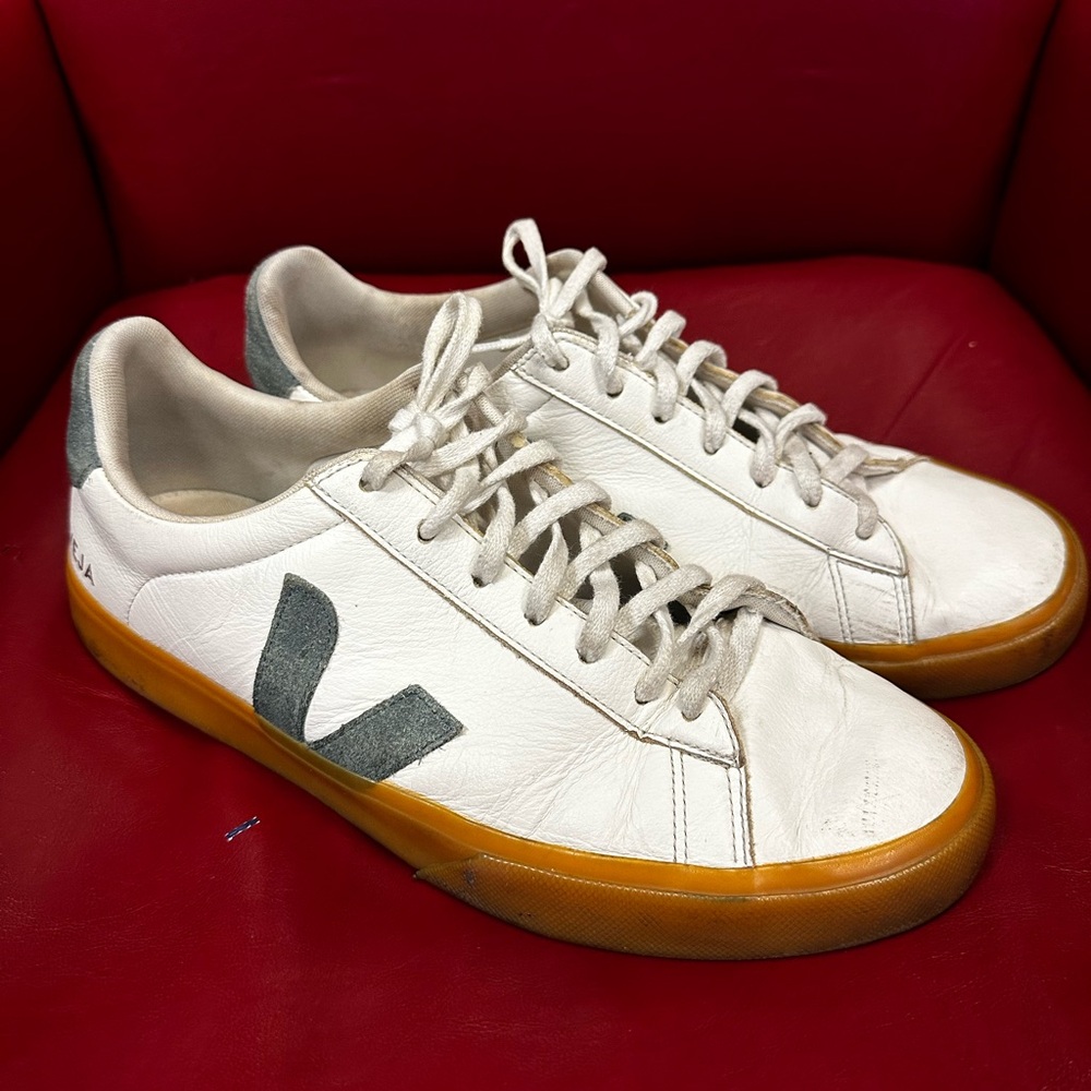 Veja Men's White and Green Sneakers Size 12